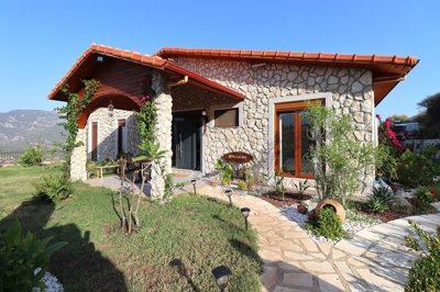 Exterior 14