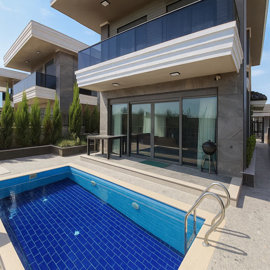 Exterior 2