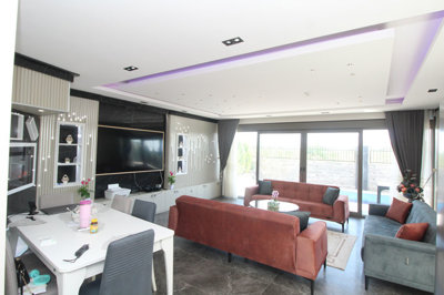 Interior 2