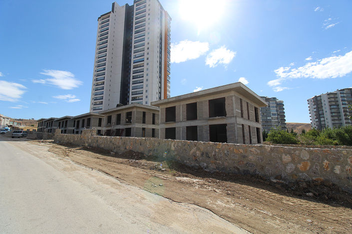 Image No.1-6 Bed House/Villa for sale