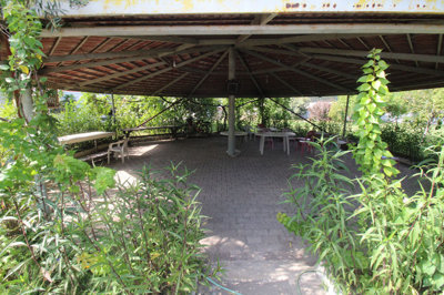 Exterior 7
