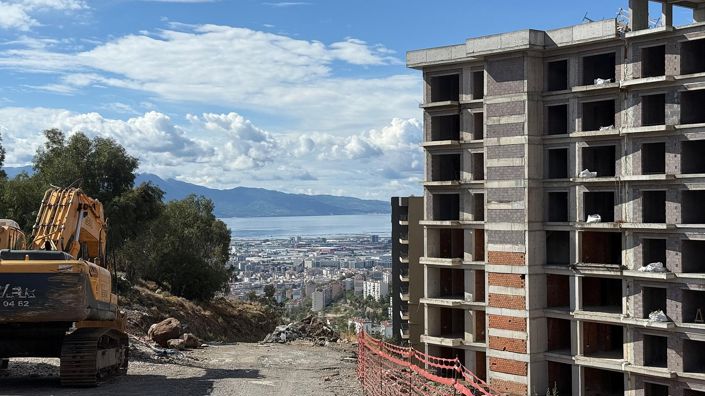 Image No.11-3 Bed Apartment for sale