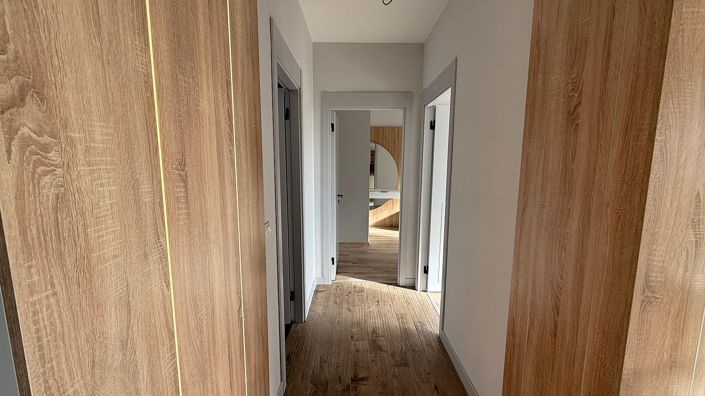 Image No.11-3 Bed Apartment for sale