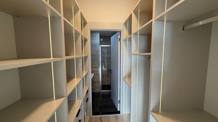 Image No.13-3 Bed Apartment for sale