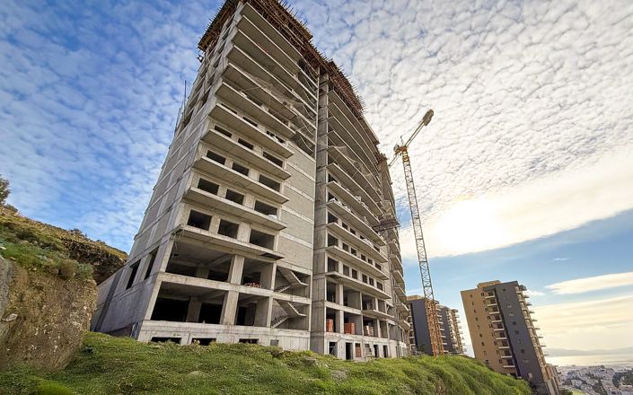 Image No.18-3 Bed Apartment for sale