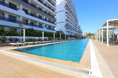 Exterior 5