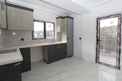 Interior 4