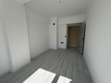 Interior 9