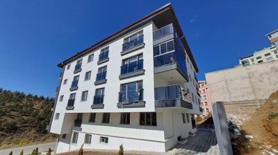 Exterior 3