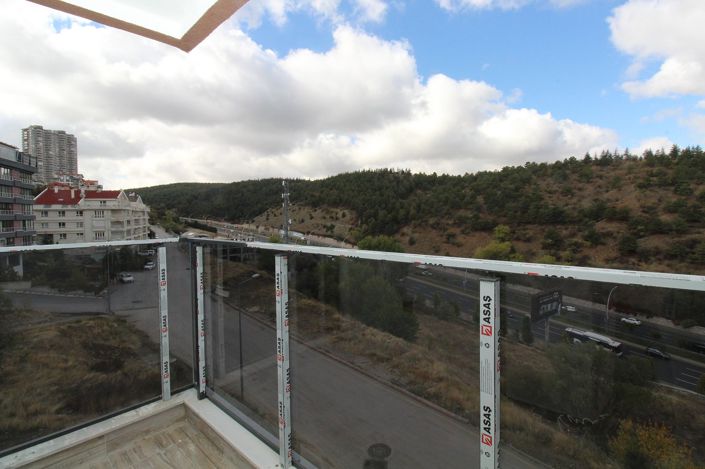 Image No.24-3 Bed Apartment for sale