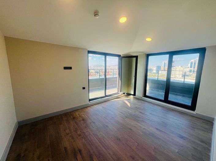 Image No.7-Appartement de 3 chambres à vendre à Atasehir