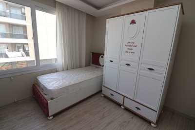 Interior 6