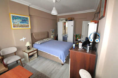 Interior 11