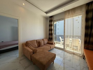 Interior 4