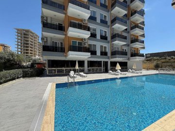 Exterior 4