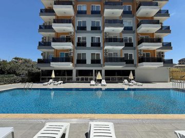 Exterior 5
