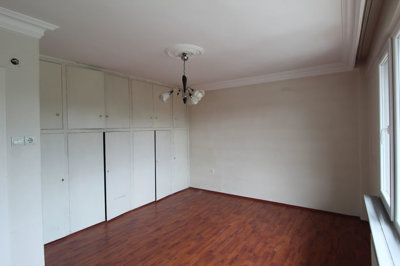 Interior 7
