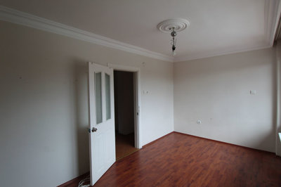 Interior 11