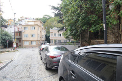 Exterior 3