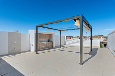 Exterior 10