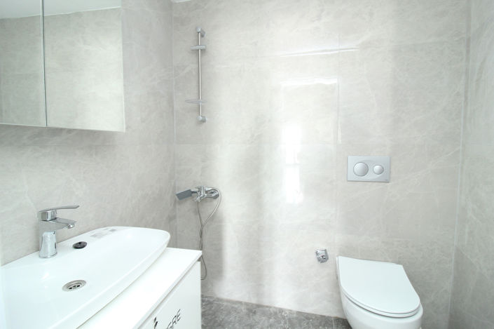 Image No.28-4 Bed Apartment for sale