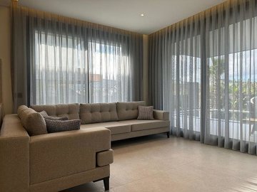 Interior 2