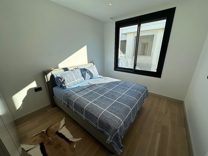 Image No.5-4 Bed House/Villa for sale