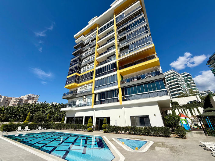 Image No.5-5 Bed Apartment for sale