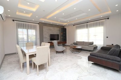 Interior 2