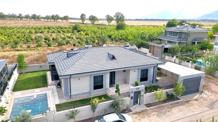 Image No.2-4 Bed House/Villa for sale