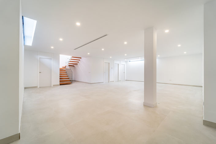 Image No.40-5 Bed House/Villa for sale