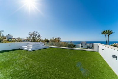 Exterior 6