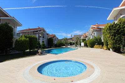 Exterior 6