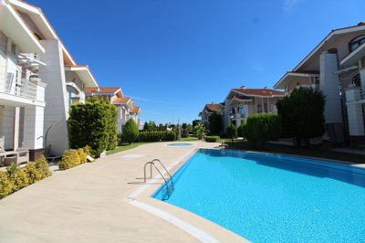 Exterior 8