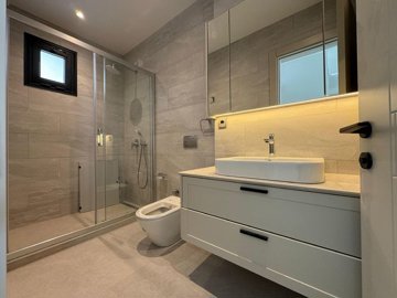 Interior 10