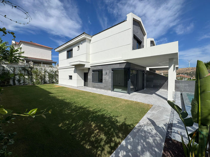 Image No.2-3 Bed House/Villa for sale