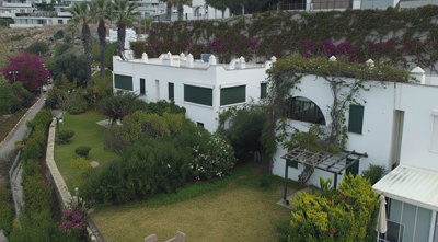 Exterior 2