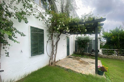 Exterior 7