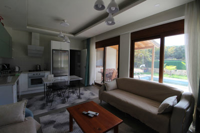 Interior 5
