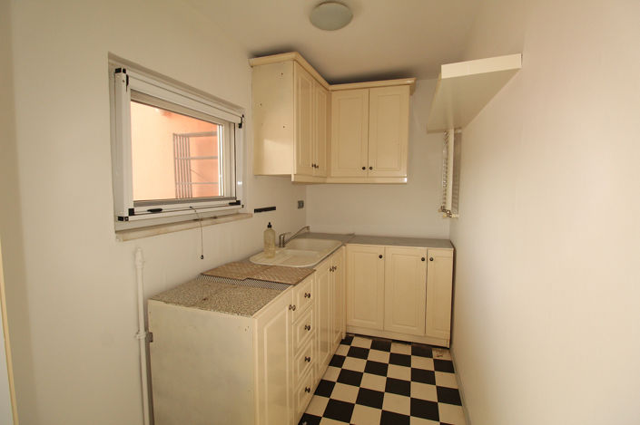 Image No.23-4 Bed Apartment for sale