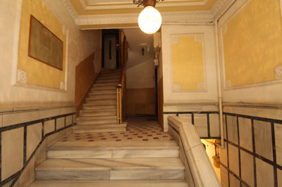 Exterior 3
