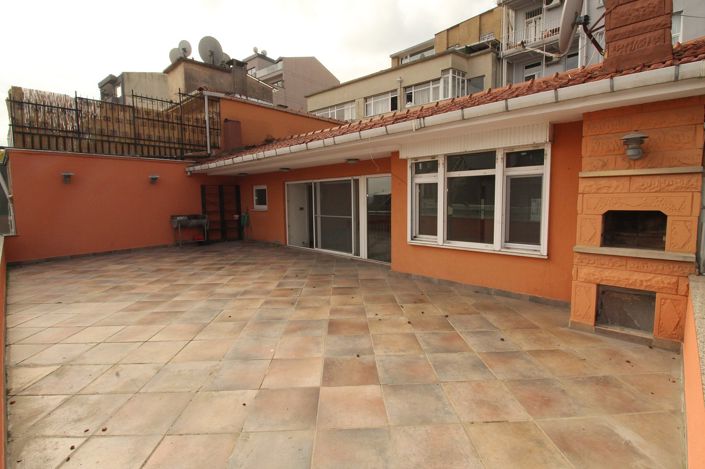 Image No.4-4 Bed Apartment for sale