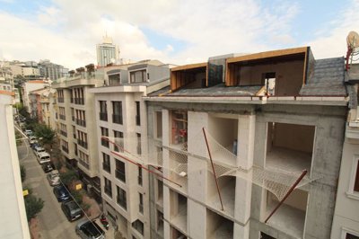 Exterior 6