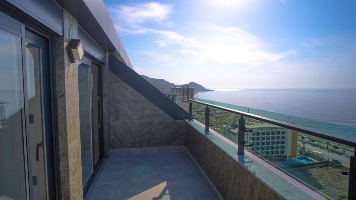 Image No.23-5 Bed Apartment for sale