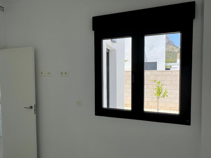 Image No.25-3 Bed House/Villa for sale