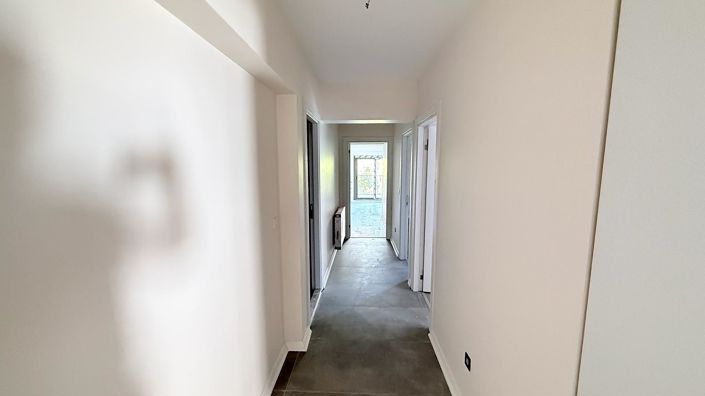 Image No.19-3 Bed Apartment for sale
