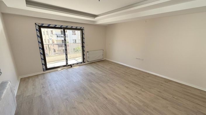 Image No.9-3 Bed Apartment for sale