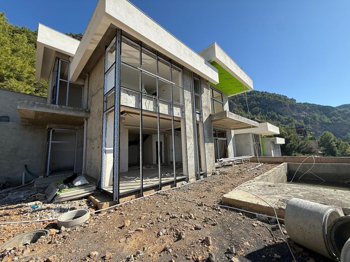 Image No.25-6 Bed House/Villa for sale