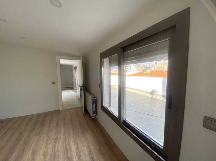 Image No.8-Appartement de 3 chambres à vendre à Karsiyaka