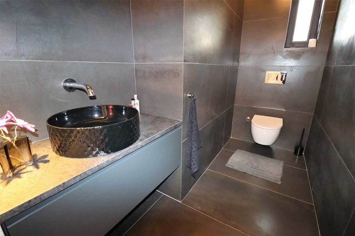 Image No.102-9 Bed House/Villa for sale